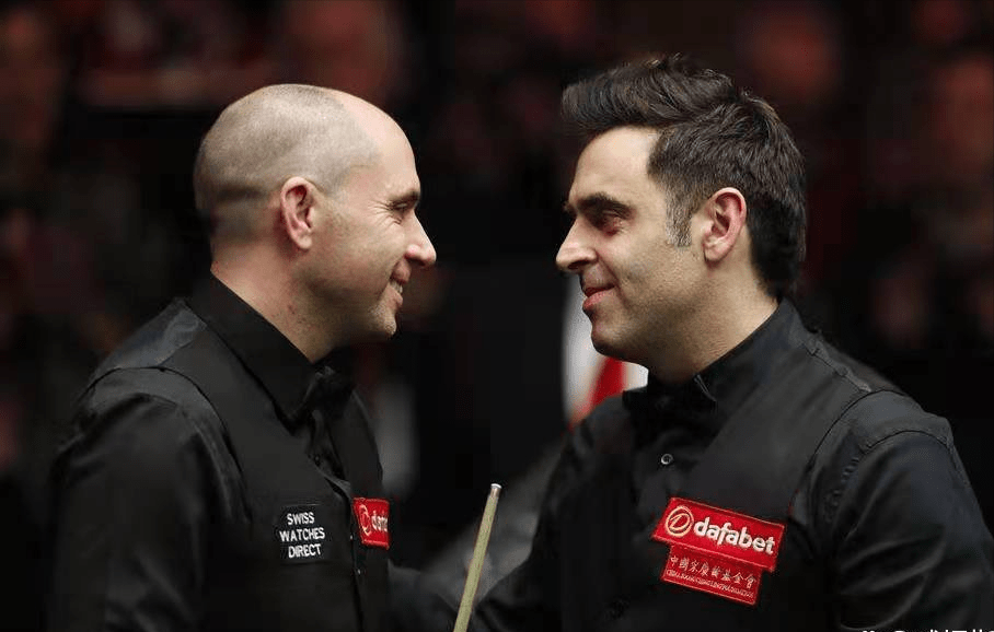 虎扑体育- uzi复出后首秀回放 