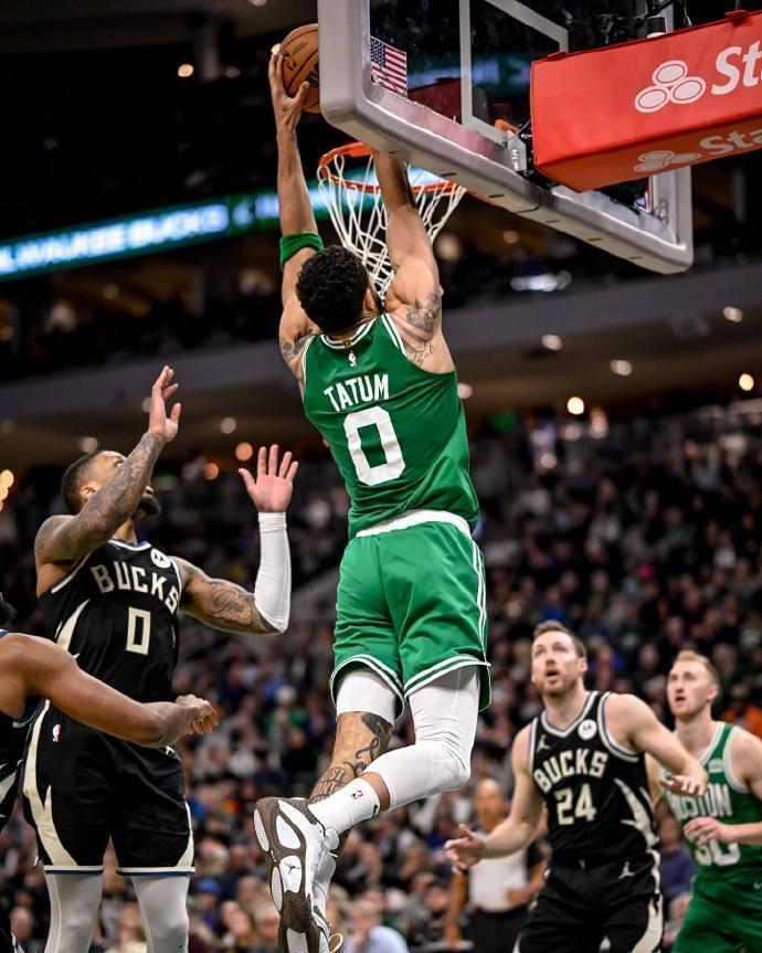 塔图姆在快船比赛中比分优势明显,势不可挡引发热议!的简单介绍 塔图姆在快船比赛中比分优势明显,势不可挡引发热议!的简单介绍